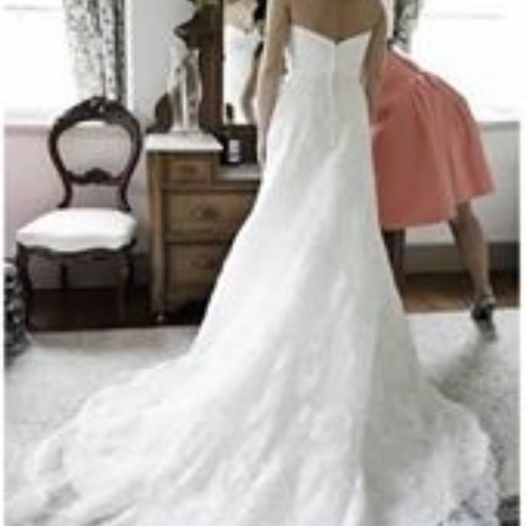 Casablanca wedding gown - Picture 2 of 2
